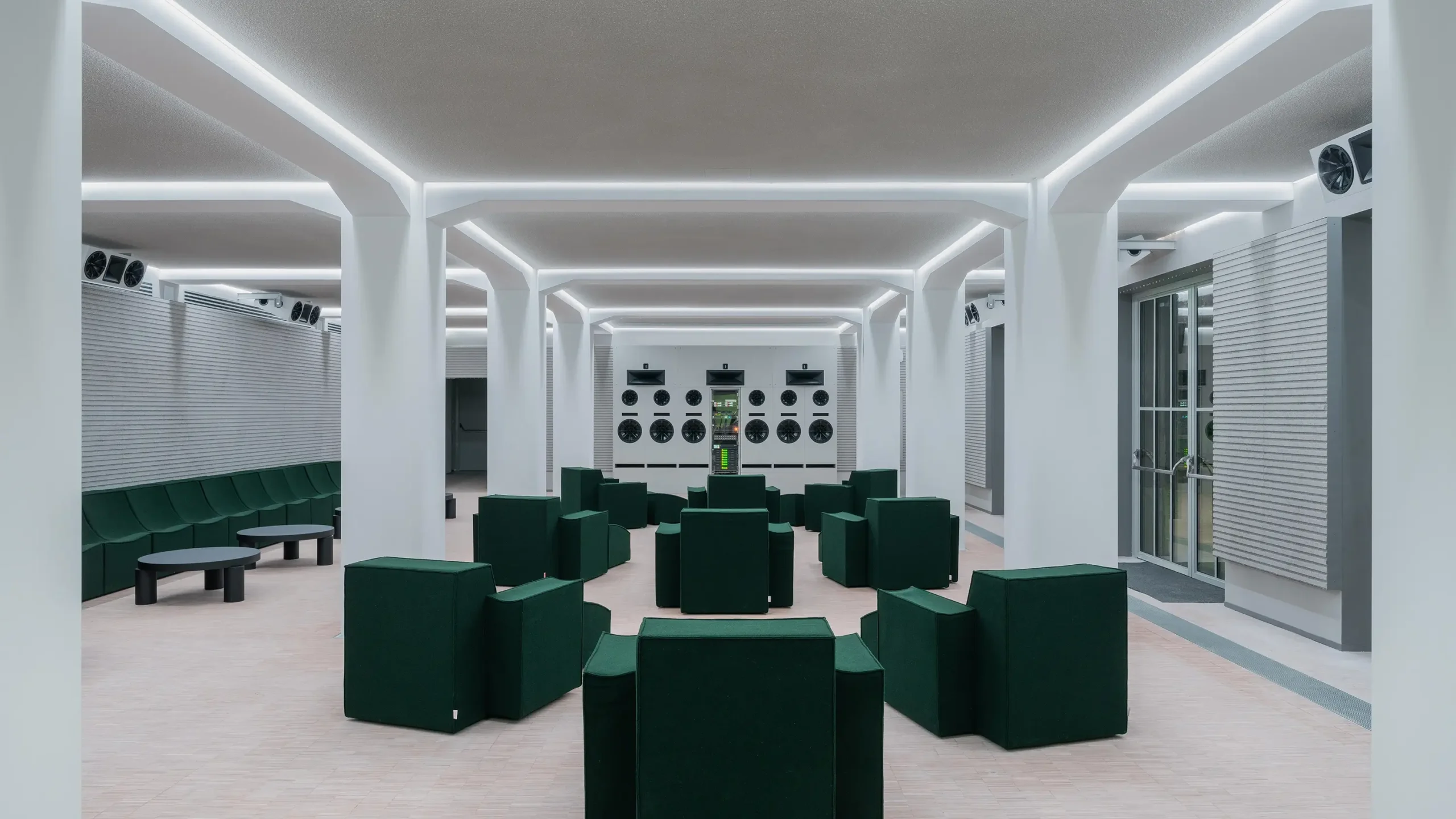 n(1)-voce-triennale-concrete-acoustics-16_9